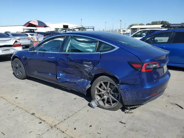 5YJ3E1EA6KF208300 2019 TESLA MODEL 3 - Image 2