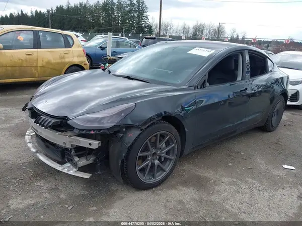 5YJ3E1EA6KF296779 2019 TESLA MODEL 3 - Image 2
