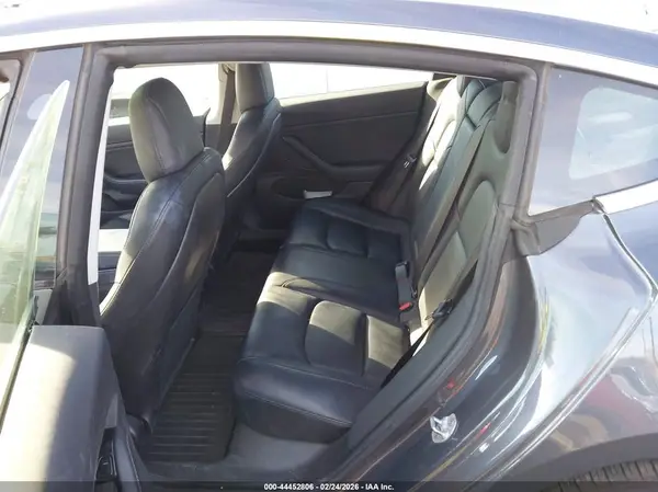 5YJ3E1EA6KF298340 2019 TESLA MODEL 3 - Image 8