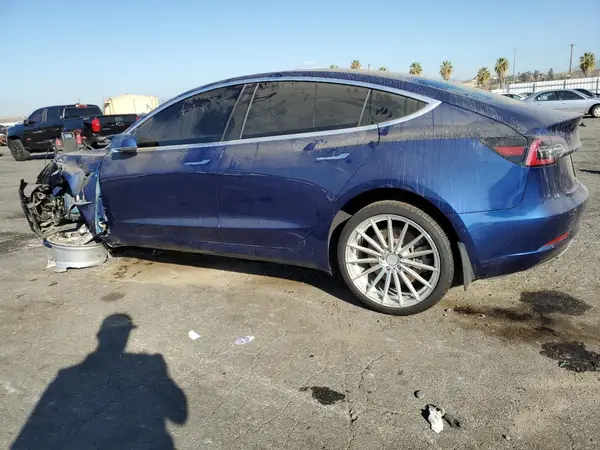 5YJ3E1EA6KF299360 2019 TESLA MODEL 3 - Image 2