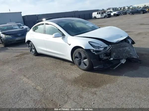 5YJ3E1EA6KF299990 2019 TESLA MODEL 3 - Image 1