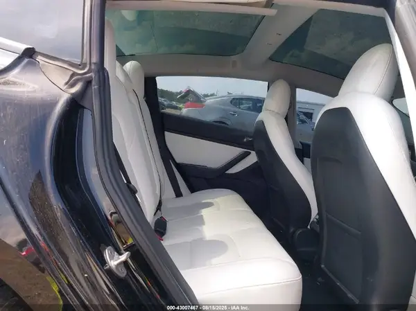 5YJ3E1EA6KF301639 2019 TESLA MODEL 3 - Image 8