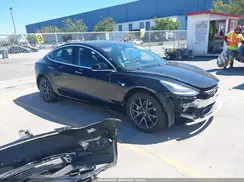 5YJ3E1EA6KF306100 2019 TESLA MODEL 3