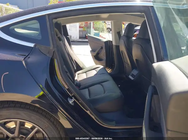 5YJ3E1EA6KF306100 2019 TESLA MODEL 3 - Image 8