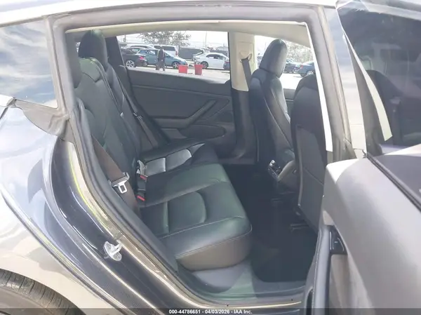 5YJ3E1EA6KF307649 2019 TESLA MODEL 3 - Image 8
