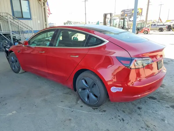 5YJ3E1EA6KF308803 2019 TESLA MODEL 3 - Image 2