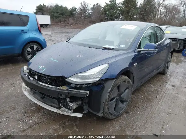 5YJ3E1EA6KF323642 2019 TESLA MODEL 3 - Image 2