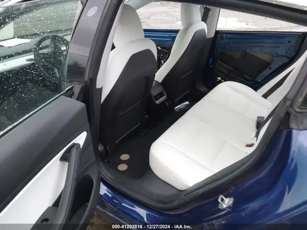 5YJ3E1EA6KF323642 2019 TESLA MODEL 3 - Image 8