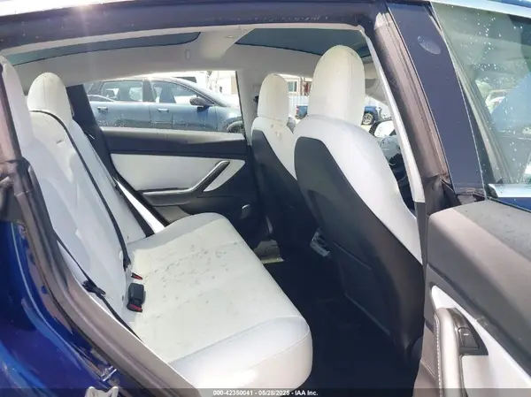5YJ3E1EA6KF324452 2019 TESLA MODEL 3 - Image 8