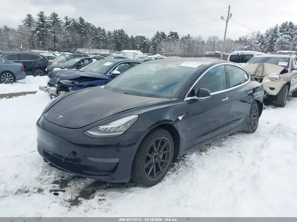 5YJ3E1EA6KF325424 2019 TESLA MODEL 3 - Image 2