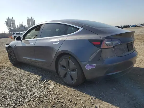 5YJ3E1EA6KF325682 2019 TESLA MODEL 3 - Image 2