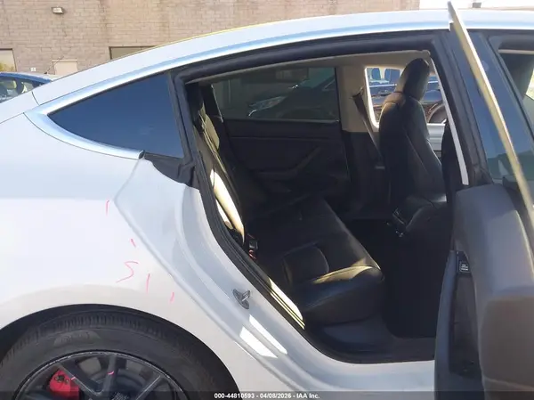 5YJ3E1EA6KF326587 2019 TESLA MODEL 3 - Image 8