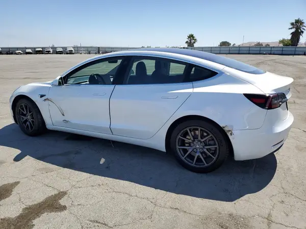 5YJ3E1EA6KF326637 2019 TESLA MODEL 3 - Image 2