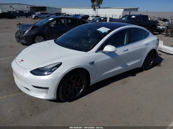 5YJ3E1EA6KF326668 2019 TESLA MODEL 3 - Image 2
