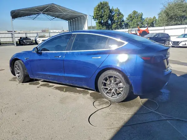 5YJ3E1EA6KF344720 2019 TESLA MODEL 3 - Image 2