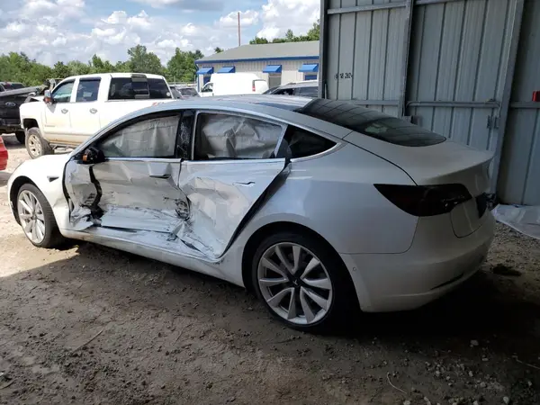 5YJ3E1EA6KF346399 2019 TESLA MODEL 3 - Image 2