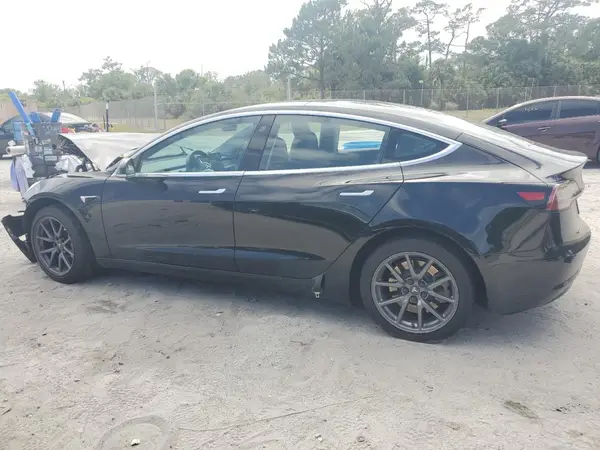 5YJ3E1EA6KF394744 2019 TESLA MODEL 3 - Image 2