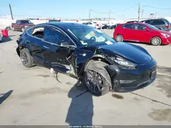5YJ3E1EA6KF399247 2019 TESLA MODEL 3