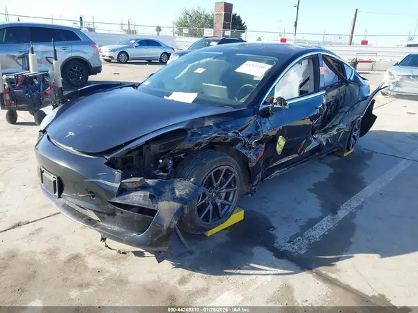 5YJ3E1EA6KF399247 2019 TESLA MODEL 3 - Image 2