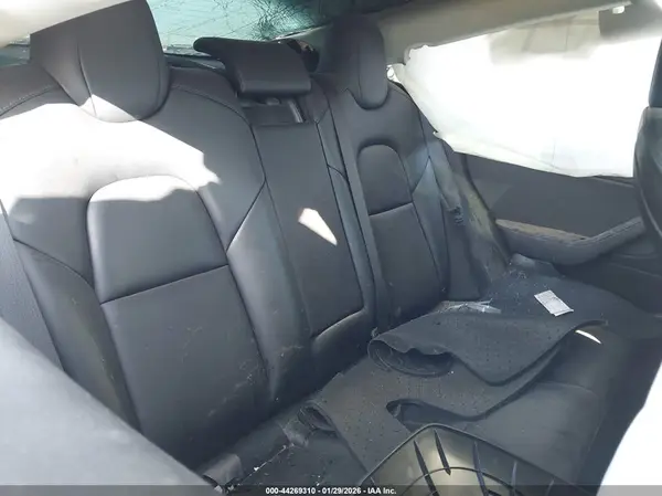 5YJ3E1EA6KF399247 2019 TESLA MODEL 3 - Image 8