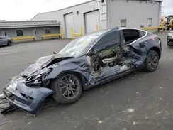 5YJ3E1EA6KF400204 2019 TESLA MODEL 3