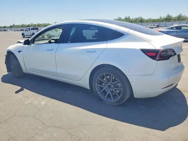 5YJ3E1EA6KF401739 2019 TESLA MODEL 3 - Image 2