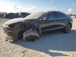 5YJ3E1EA6KF409338 2019 TESLA MODEL 3
