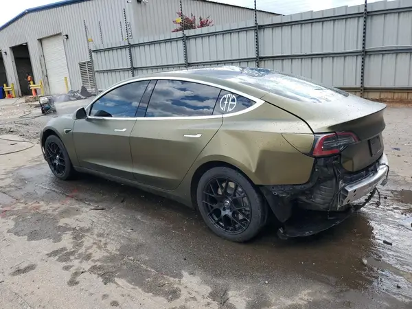 5YJ3E1EA6KF410747 2019 TESLA MODEL 3 - Image 2