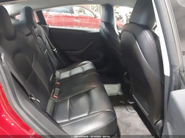 5YJ3E1EA6KF411574 2019 TESLA MODEL 3 - Image 8