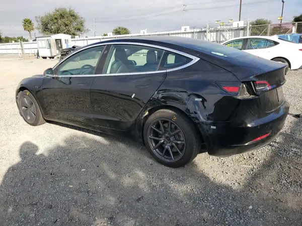 5YJ3E1EA6KF415723 2019 TESLA MODEL 3 - Image 2
