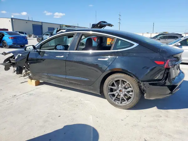 5YJ3E1EA6KF426687 2019 TESLA MODEL 3 - Image 2