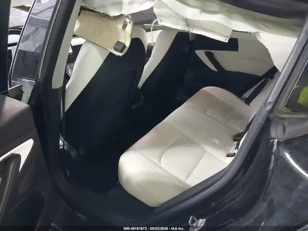5YJ3E1EA6KF444770 2019 TESLA MODEL 3 - Image 8