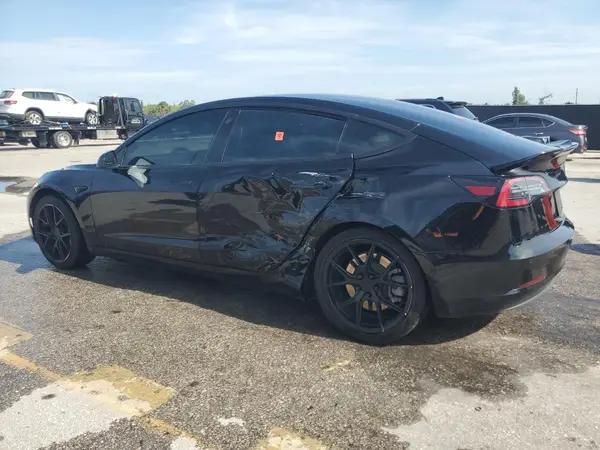 5YJ3E1EA6KF445210 2019 TESLA MODEL 3 - Image 2