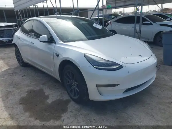 5YJ3E1EA6KF464615 2019 TESLA MODEL 3 - Image 1