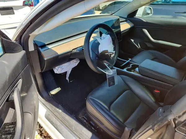 5YJ3E1EA6KF466607 2019 TESLA MODEL 3 - Image 8
