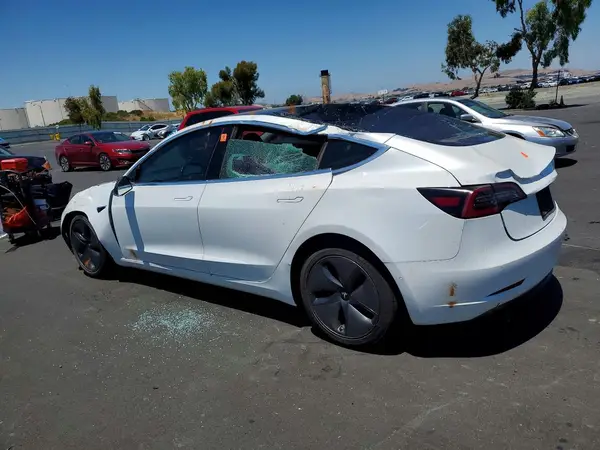 5YJ3E1EA6KF482399 2019 TESLA MODEL 3 - Image 2