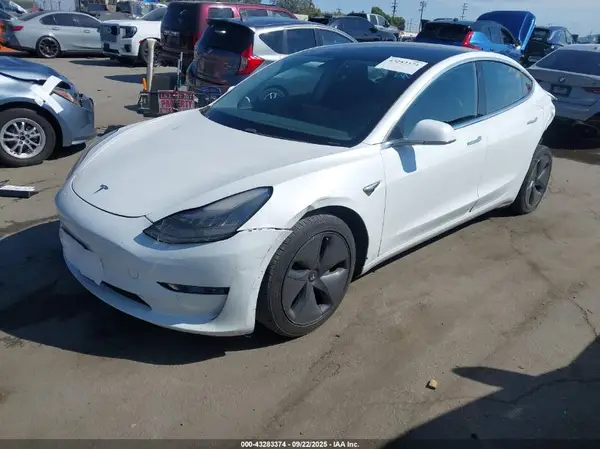 5YJ3E1EA6KF484251 2019 TESLA MODEL 3 - Image 2