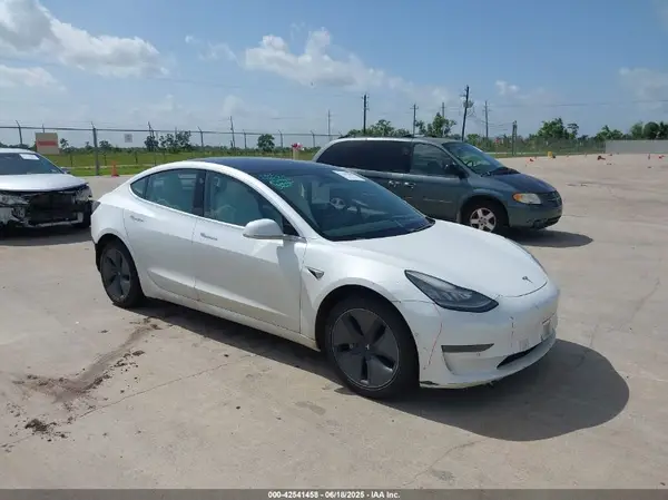 5YJ3E1EA6KF486503 2019 TESLA MODEL 3 - Image 1