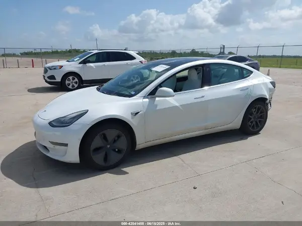 5YJ3E1EA6KF486503 2019 TESLA MODEL 3 - Image 2