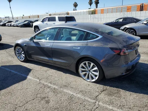 5YJ3E1EA6KF509911 2019 TESLA MODEL 3 - Image 2