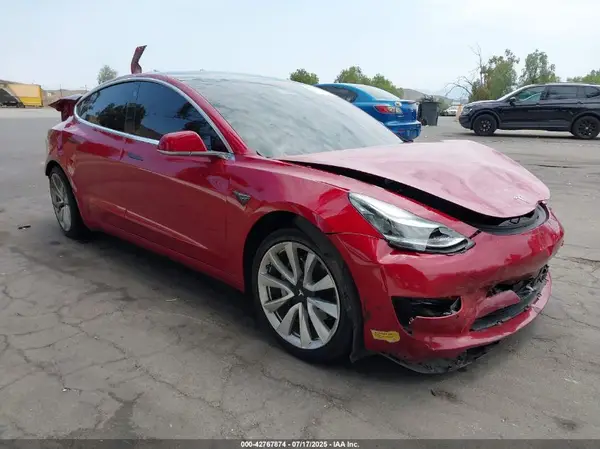 5YJ3E1EA6KF537028 2019 TESLA MODEL 3 - Image 1