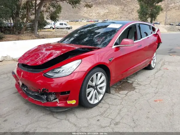 5YJ3E1EA6KF537028 2019 TESLA MODEL 3 - Image 2