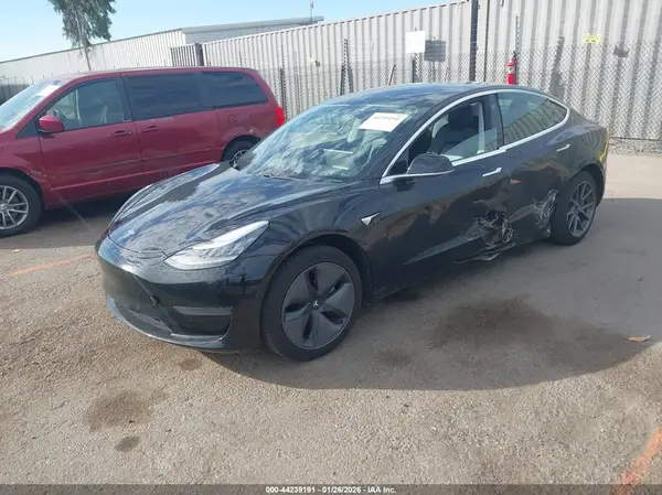 5YJ3E1EA6LF609282 2020 TESLA MODEL 3 - Image 2