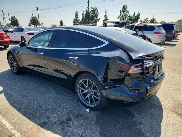 5YJ3E1EA6LF611257 2020 TESLA MODEL 3 - Image 2