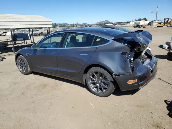 5YJ3E1EA6LF611579 2020 TESLA MODEL 3 - Image 2