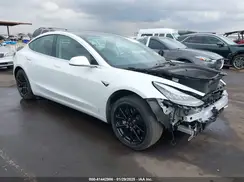 5YJ3E1EA6LF613512 2020 TESLA MODEL 3