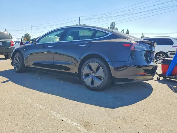 5YJ3E1EA6LF633694 2020 TESLA MODEL 3 - Image 2