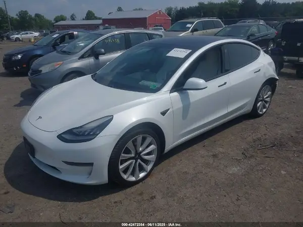 5YJ3E1EA6LF635008 2020 TESLA MODEL 3 - Image 2