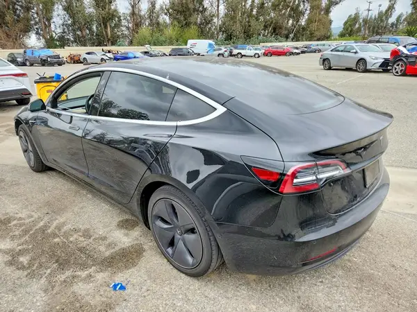 5YJ3E1EA6LF643805 2020 TESLA MODEL 3 - Image 2