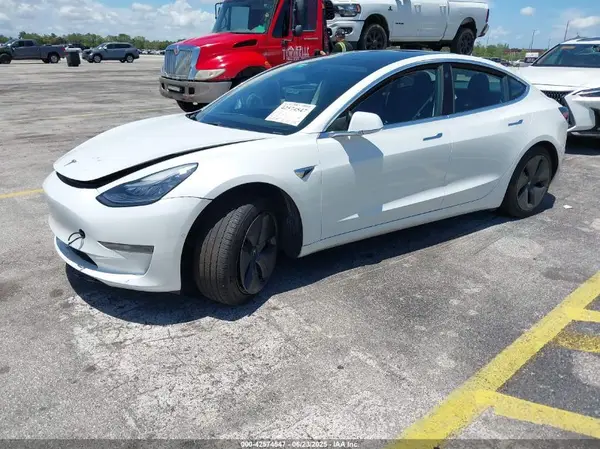 5YJ3E1EA6LF645411 2020 TESLA MODEL 3 - Image 2